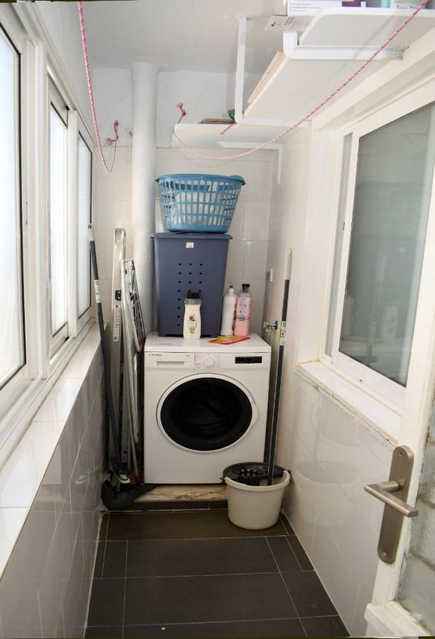 Apartamentos Atlas Terrassa II ภายนอก รูปภาพ