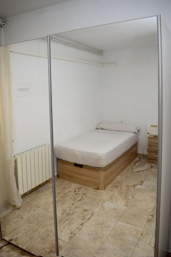 Apartamentos Atlas Terrassa II ภายนอก รูปภาพ